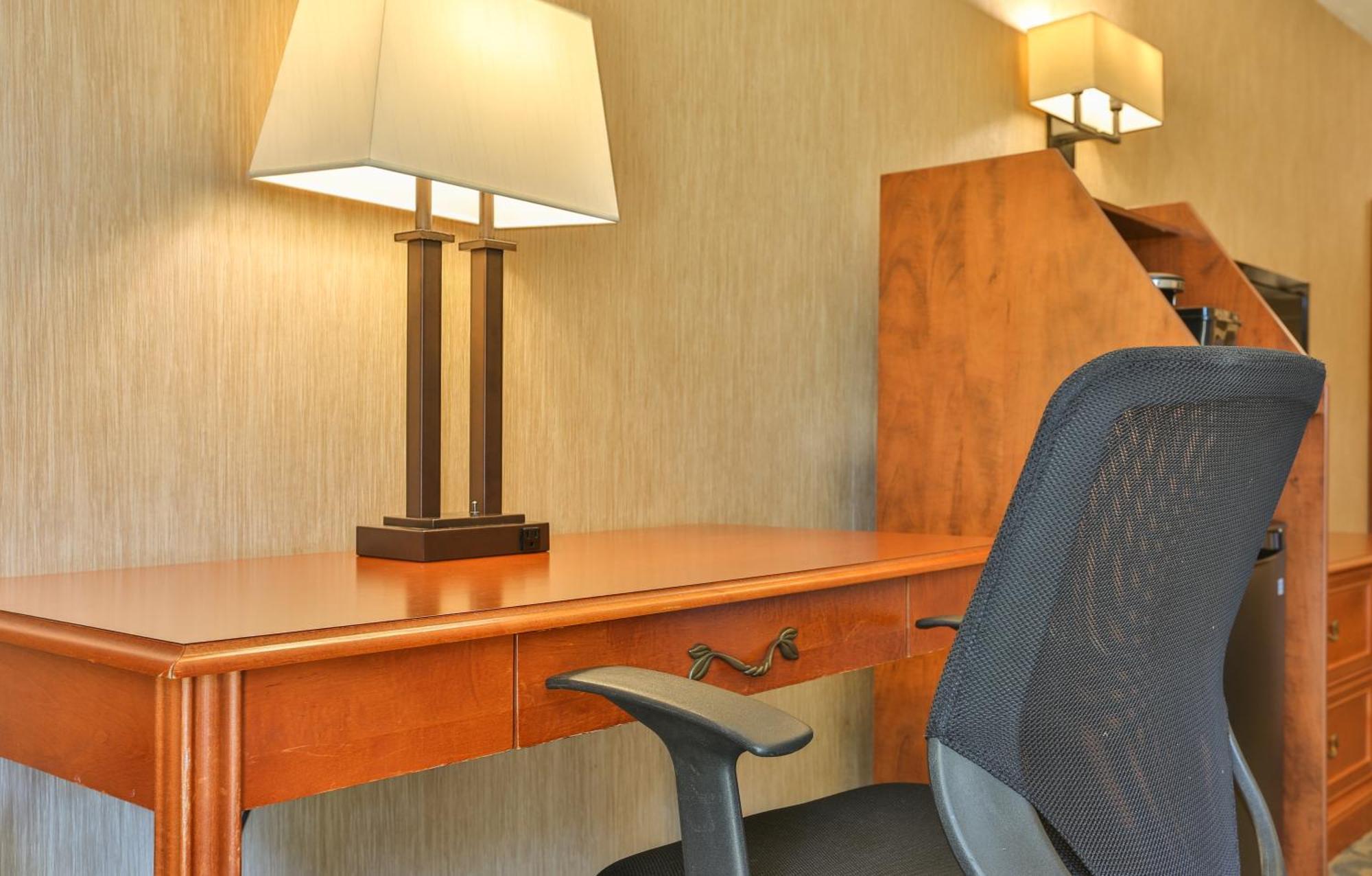 Best Western Brantford Hotel And Conference Centre Esterno foto